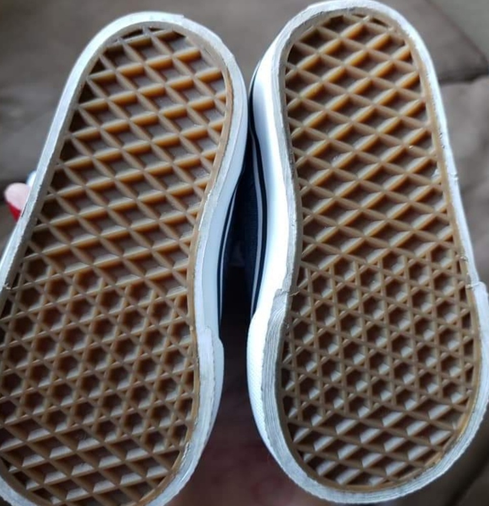Vans - Picture 4 of 4